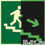 Эвакуационный знак Е13 "Направление к эвакуационному выходу по лестнице вниз" (фотолюминесцентный)