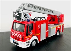 Модель пожарного автомобиля IVECO MAGIRUS. Масштаб 1:50
