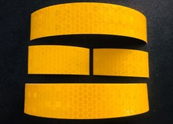 Комплект световозвращающих наклеек-полос на шлем пожарного